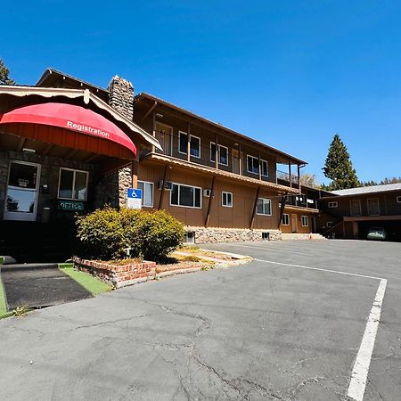 The Cottage Inn At Mount Shasta Exterior photo